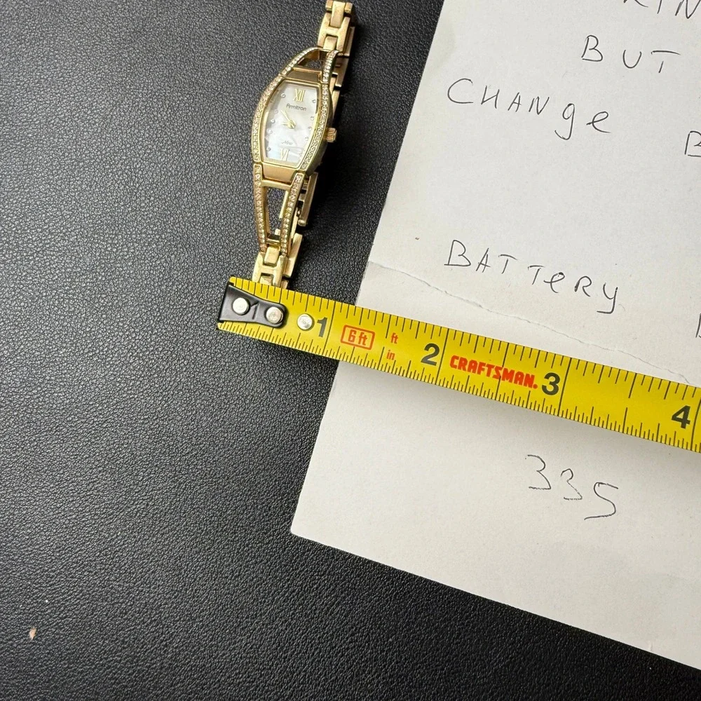 Armitron‎ 75/3530GP Womens Crystal Accented Gold Tone Quartz Watch NEEDS BATTERY